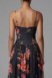 Vestido floral negro A de tirantes estampados