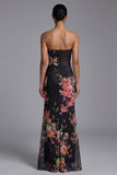 Vestido largo largo de flores negro estampado y sin tirantes