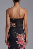 Vestido largo largo de flores negro estampado y sin tirantes