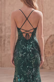 Vestido largo de baile de graduación de sirena con cuentas y lentejuelas verde oscuro y abertura