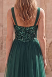 Vestido largo de graduación de fin de curso verde oscuro de tirantes finos con tirantes finos
