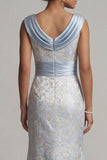Vestido de madre de novia de brocado sirena azul claro con cuello de capucho