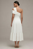 Vestido de compromiso midi blanco de un solo hombro con volantes