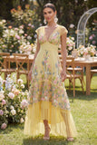 Vestido floral bordado en línea A amarillo de tul con escote en V y mangas gordas