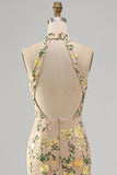 Vestido largo floral bordado con cuello champán sirena y abertura