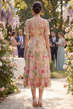 Vestido midi midi floral bordado de tul en pico con escote en V y manga corta