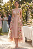 Vestido midi floral bordado de tul de tul con escote en V y escote en V