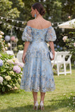 Vestido midi floral de tul con abalorios de tul azul aplicado y con abalorios