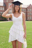 Mini vestido de graduación blanco con volantes en línea A