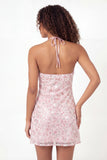 Mini vestido de graduación de lentejuelas rosa brillante en línea A con cuello halter