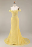 Corsé Sirena con encaje del hombro, vestido largo largo amarillo de baile