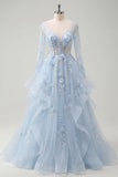 Vestido de graduación azul de manga larga con cuentas y contas y flores 3D aplicadas
