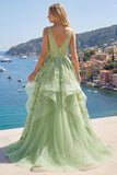Corsé verde A-Line con escote en V y vestido largo de graduación con volantes