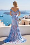 Vestido largo de graduación azul con escote en V y Corsé con plique de sirena