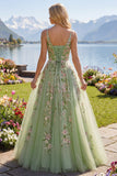 Vestido de baile de tul de la línea A de tirantes finos verdes