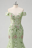 Vestido de baile de tul bordado con sirena verde de hombros descubiertos