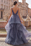 Starry Línea A con vestido delicado de tirantes finos con tirantes finos y falda tipo cascada en niveles