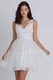 Mini vestido de tul línea A marfil con escote en V y escote en V