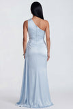 Vestido formal de sirena azul celeste con un solo hombro fruncido