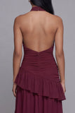 Vestido formal con volantes y corte burdeos con corte