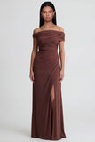 Vestido formal largo de sirena marrón de hombros descubiertos