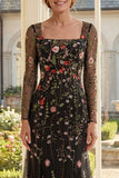 Vestido de Madre de la Novia bordado en tul de tul negro en línea A
