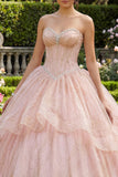 Vestido de baile sin tirantes con cuentas y volantes rosa de quinceañera