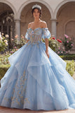 Vestido de baile floral azul cielo con corsé de quinceañera con flor descubierto