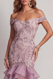Vestido corto corto de lápilas con cuentas lilas y con volantes descubiertos y descubierto