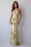 Vestido formal de sirena plisado floral amarillo claro de un hombro