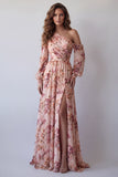 Vestido floral rosa de manga larga de una línea A con un hombro y abertura