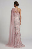 Vestido largo de madre de la novia rosa brillante con cuentas de sirena y capa lateral