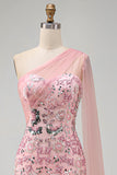 Vestido largo de madre de la novia rosa brillante con cuentas de sirena y capa lateral