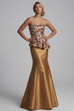 Vestido largo largo de madre de la novia dorado y brillante sin tirantes con lentejuelas