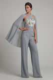 Mono de cabeza de madre de la novia con capa, gris azul, apliques