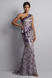 Vestido vintage brillante malva con largas cuentas de la sirena de la Madre de la Novia y volantes