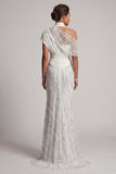 Vestido largo de sirena blanca con cuentas brillante