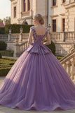 Vestido de baile floral de quinceañera con escote en V y escote en V