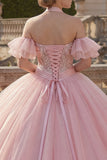 Vestido de baile rosa con escote halter y mangas de quinceañera con flops