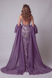 Vestido de certamen de sirenas morado con cape