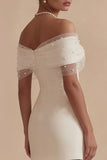 Vestido de graduación corto, ajustado y ajustado de hombros blancos