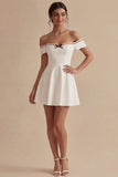 Vestido de graduación blanco de línea corta A con lazo