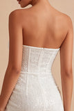 Corsé de lentejuelas bodycon sin tirantes brillante y pequeño vestido blanco