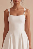 Vestido blanco simple de tirantes finos de tirantes de una línea