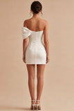 Vestido mini blanco bodycon bodycon un solo hombro y lazo