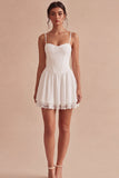 Mini vestido de corsé blanco de encaje de línea A