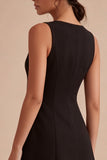 Vestido negro de satén de cuello bateau A