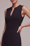Vestido cóctel negro sencillo de escote en V ajustado con pliegues