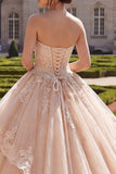 Vestido de baile de Quinceañera con volantes y con aplíquas de champán sin tirantes