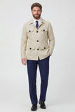 Chaqueta masculina de solato cruzado beige con muesca